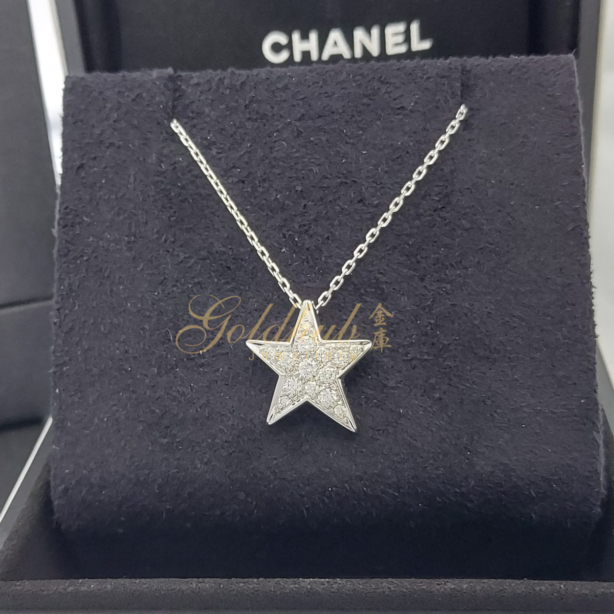 Chanel Comete Geode Diamond (Medium Version) Necklace in White