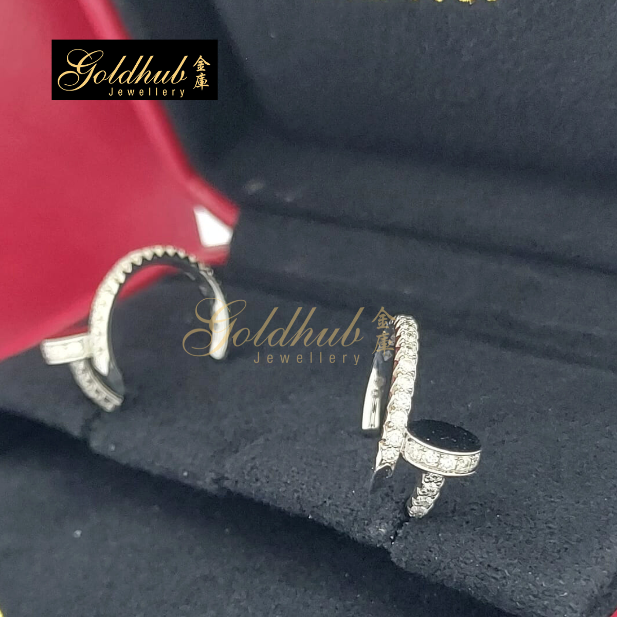 Cartier Juste un Clou Diamond earrings in White Gold