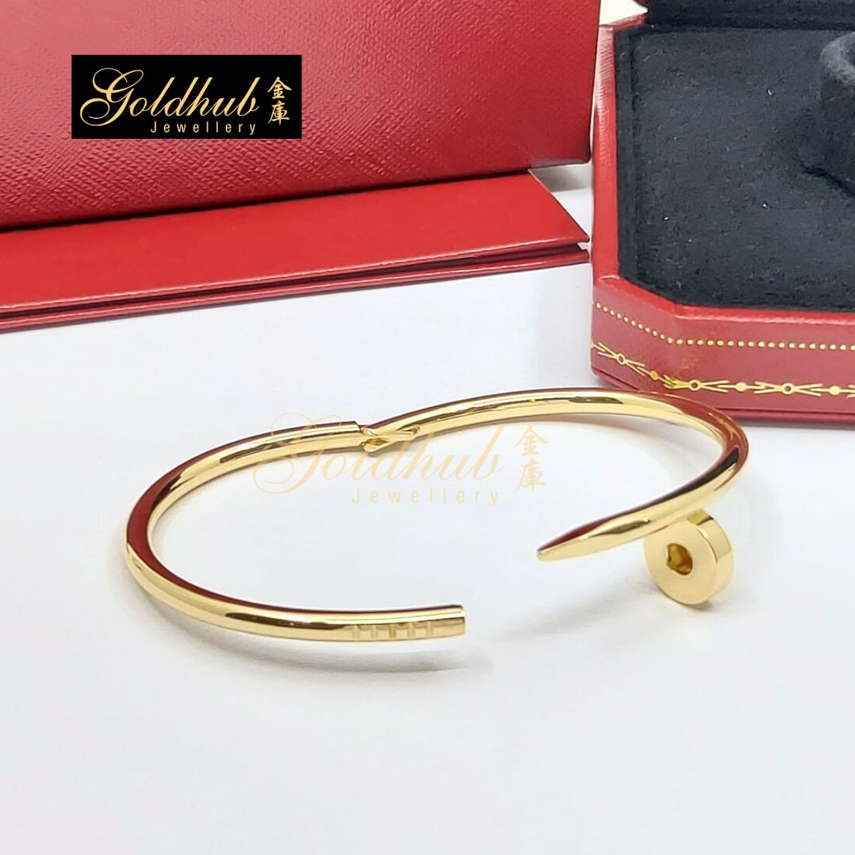 Cartier Juste Un Clou Bracelet, Classic Model in Yellow Gold, Size 16