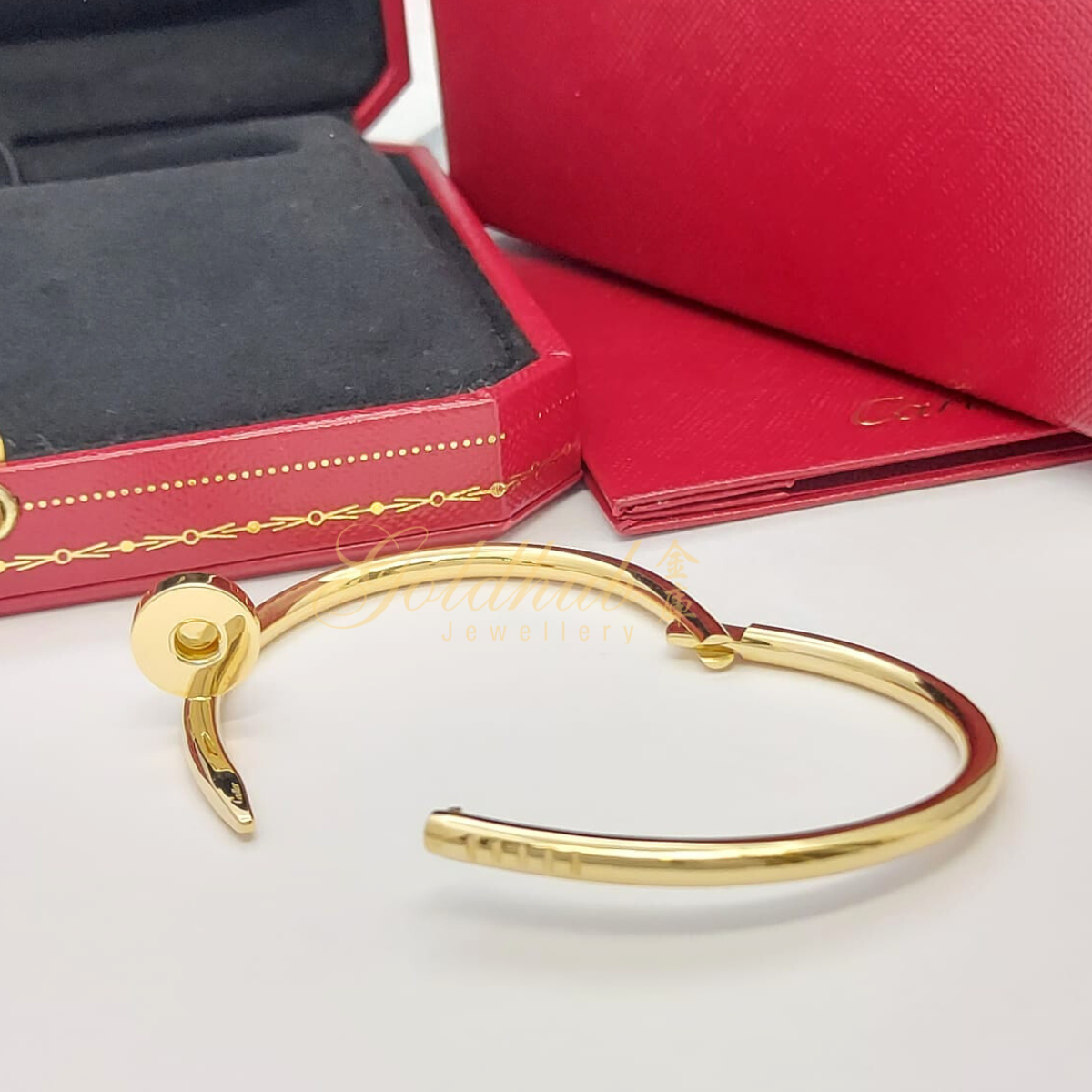 Cartier Juste Un Clou Bracelet in Yellow Gold, Size 15