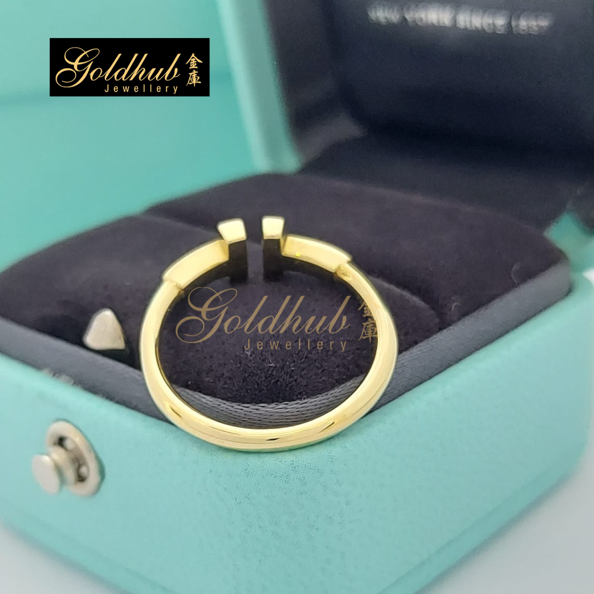 Tiffany T Wire Ring in Yellow Gold, Size 5.5