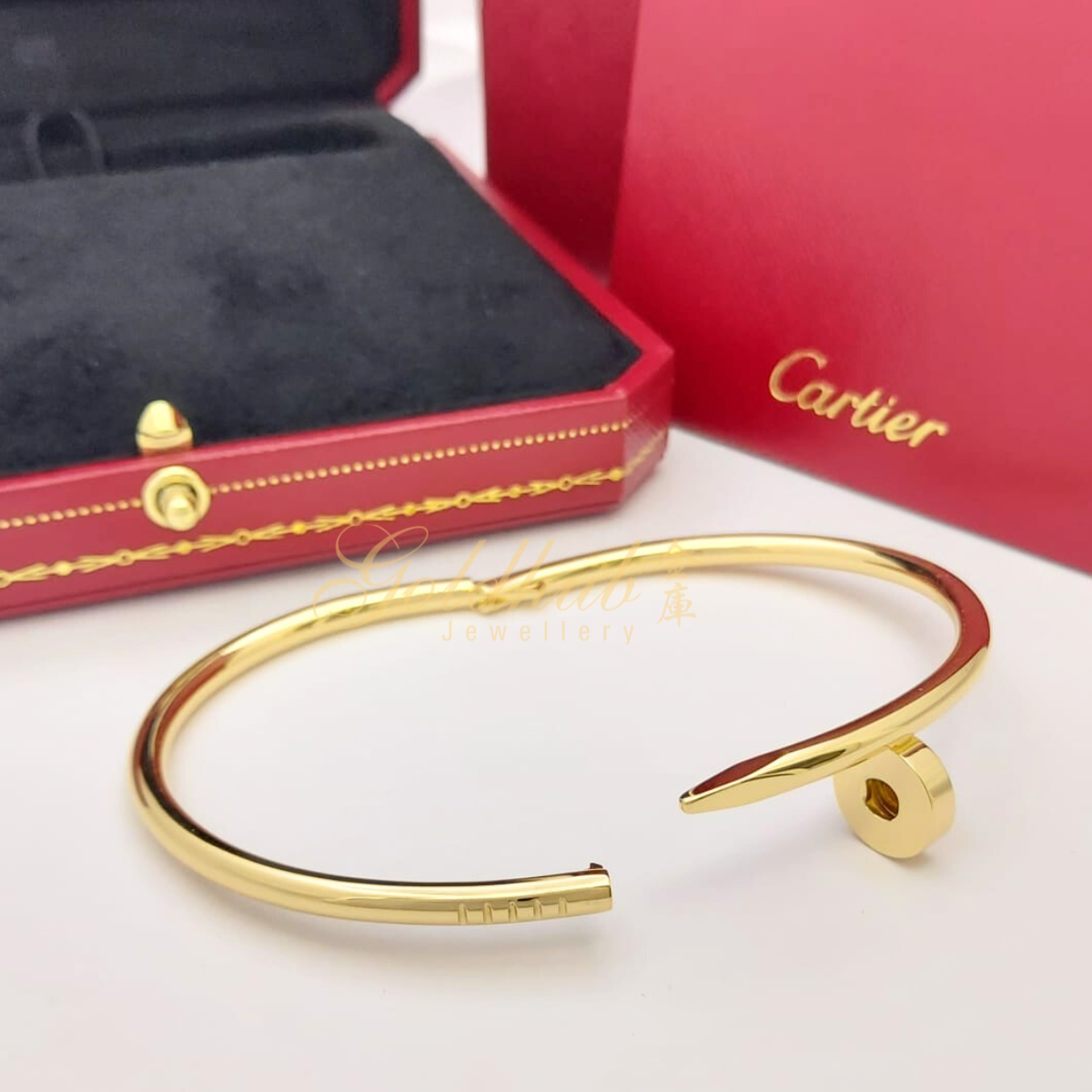 Cartier Juste Un Clou Bracelet in Yellow Gold, Size 18