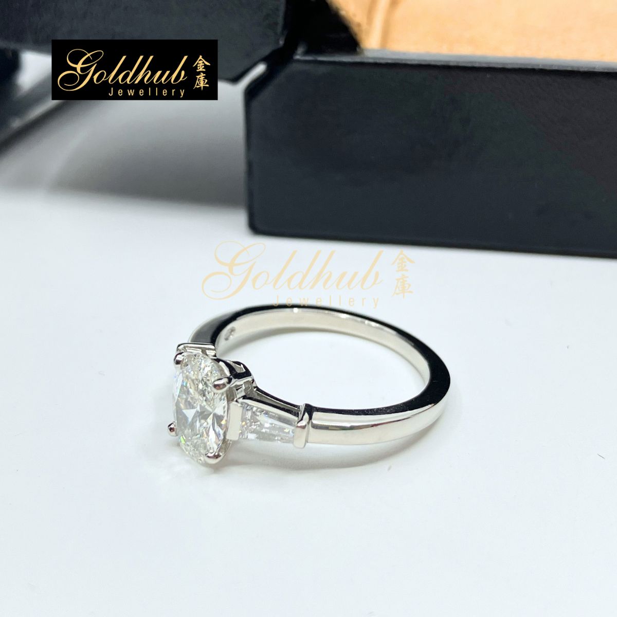 [With trade-in] Bulgari Griffe Ring, 1.00ct Oval Brilliant Solitaire Diamond in Platinum, Size 51