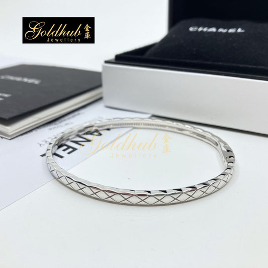 Chanel Coco Crush Bracelet, Quilted Motif, Mini Version in white Gold, Size S