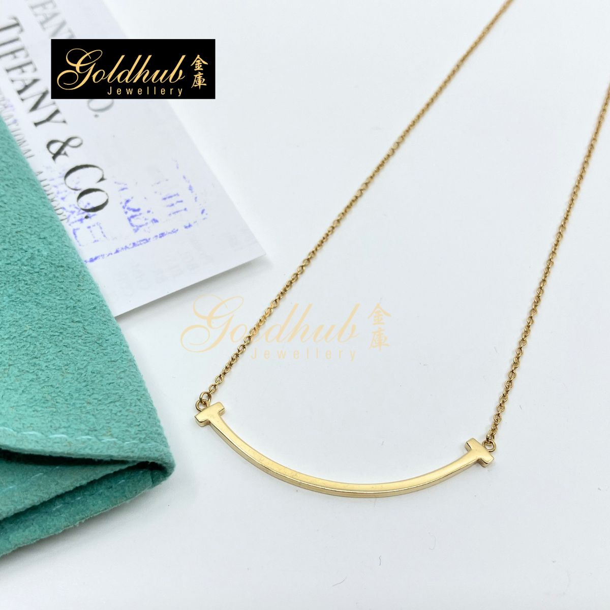 Tiffany T, Smile Pendant, Small in Yellow Gold in Yellow Gold