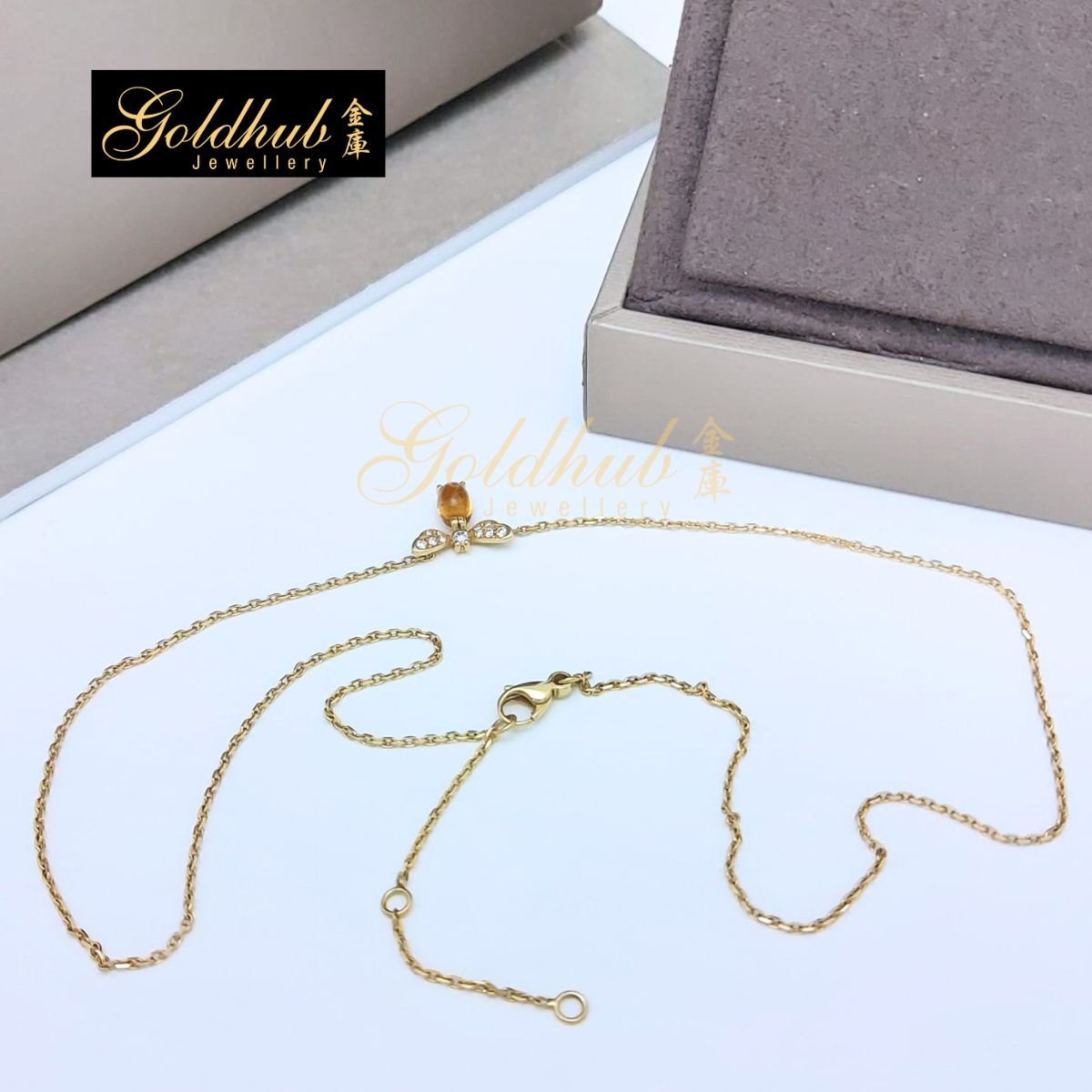 Chaumet Attrape Moi Si Tu M'Aimes Bee Necklace, Citrine Diamonds in Yellow Gold