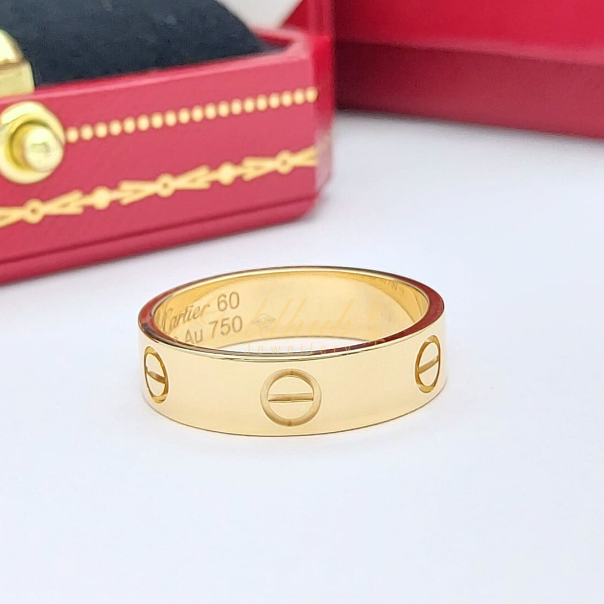 Cartier Love Ring in Yellow Gold, Size 60