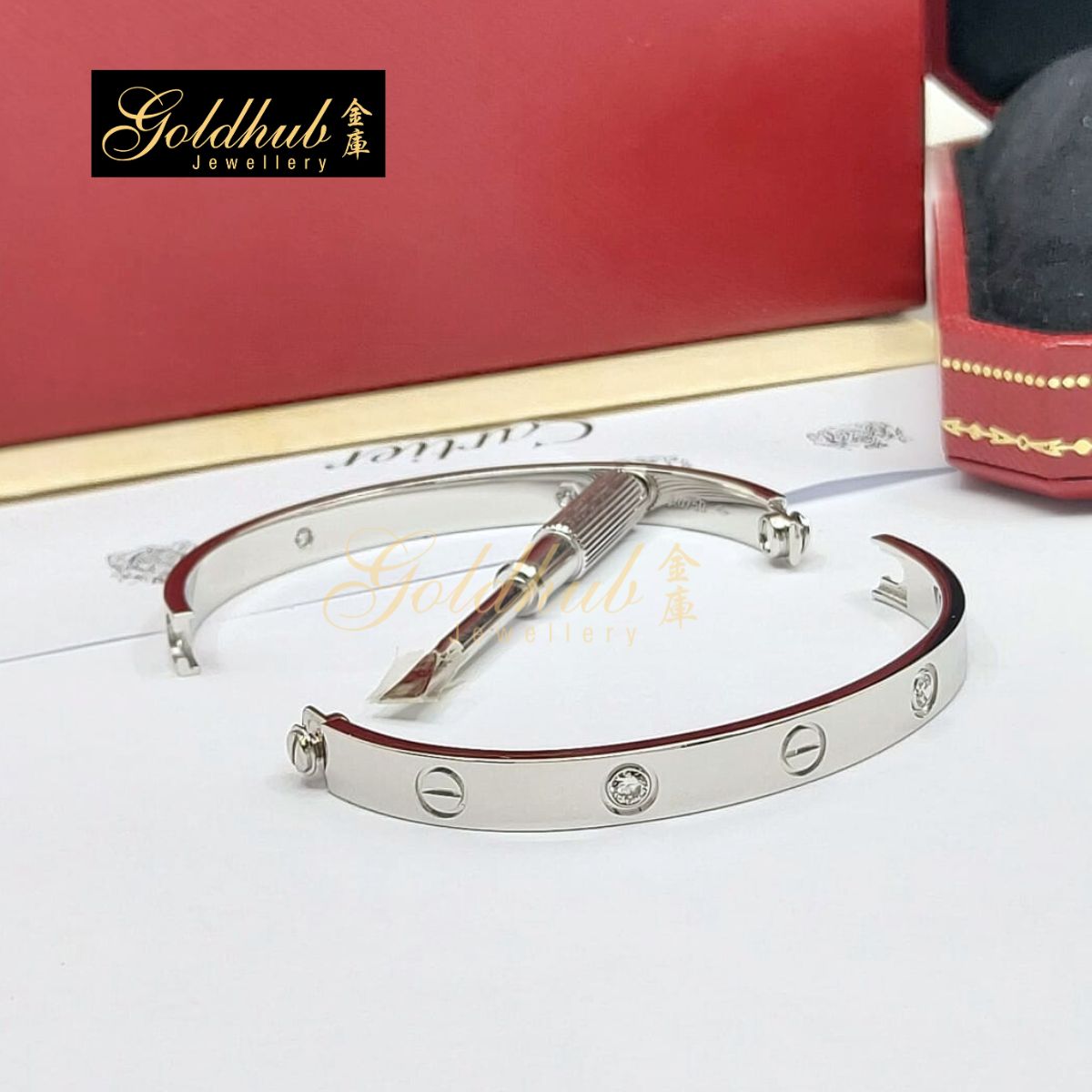 [Reserved] Cartier Love Bracelet, Classic Model, 4 Diamonds in White Gold, Size 17