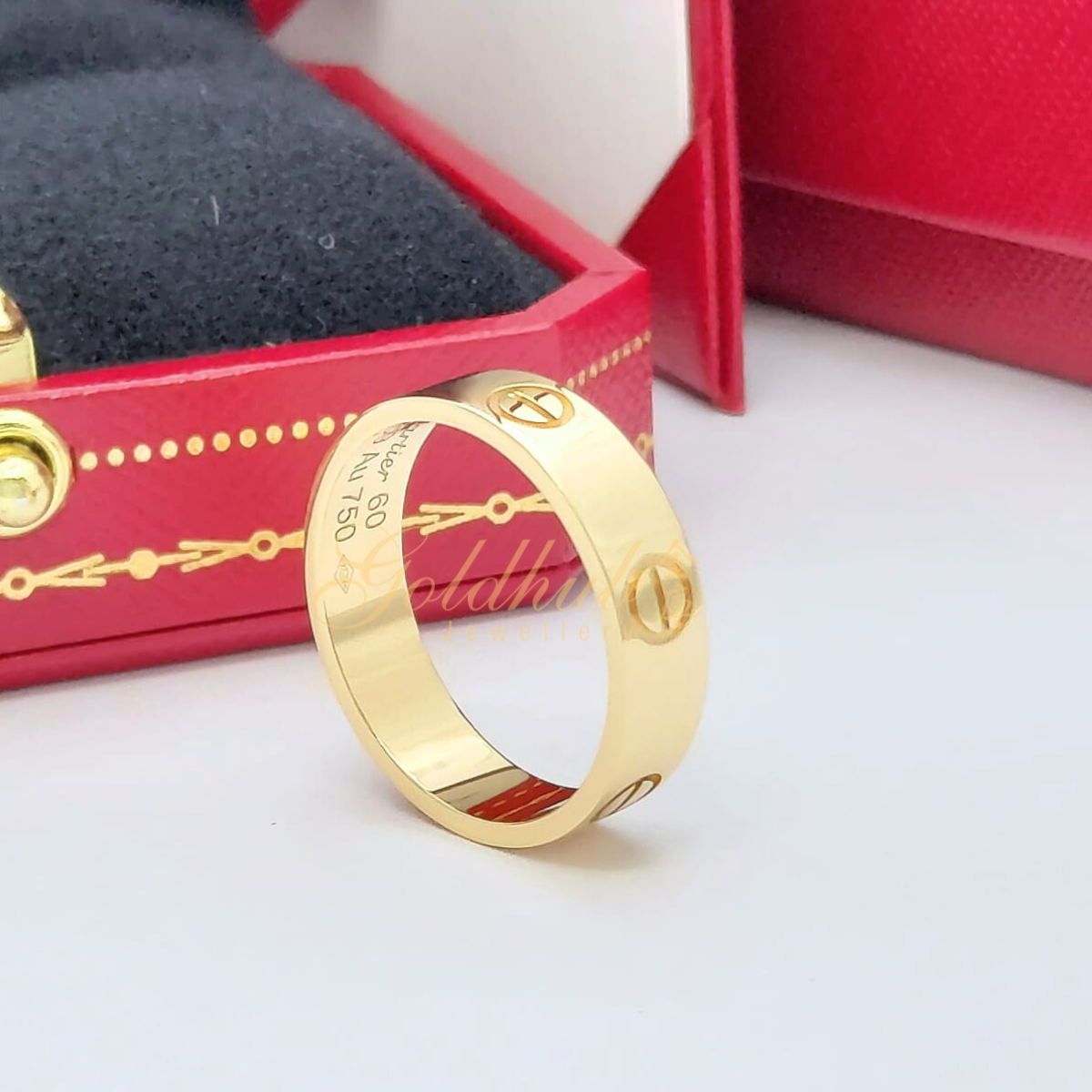 Cartier Love Ring in Yellow Gold, Size 60