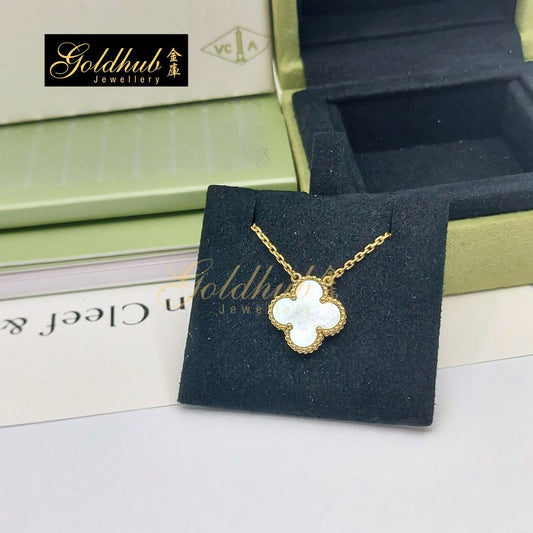 [Reserved] Van Cleef & Arpels Vintage Alhambra pendant, Mother-of-pearl in Yellow Gold