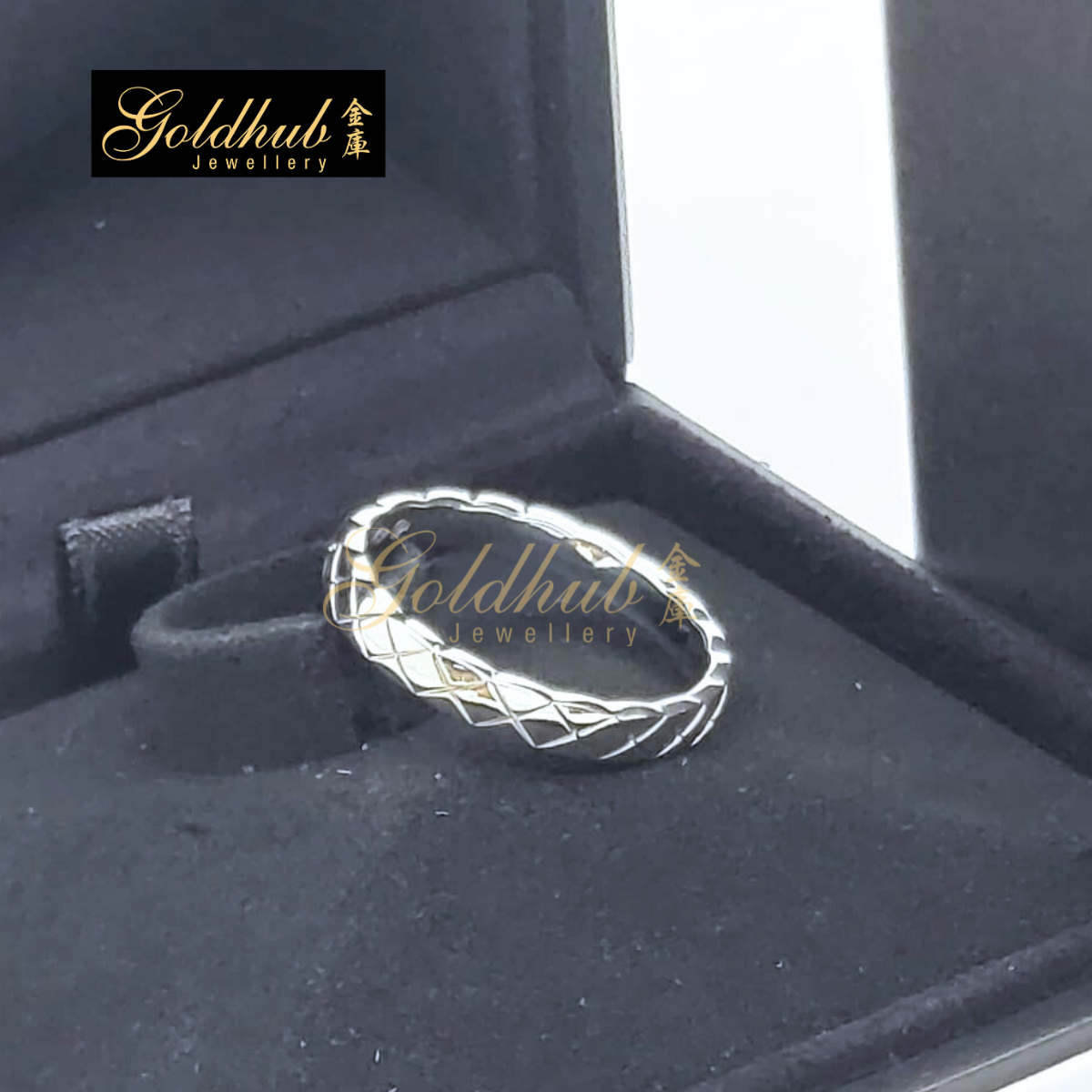 Chanel Coco Crush Ring, Mini Version in White Gold, Size 59