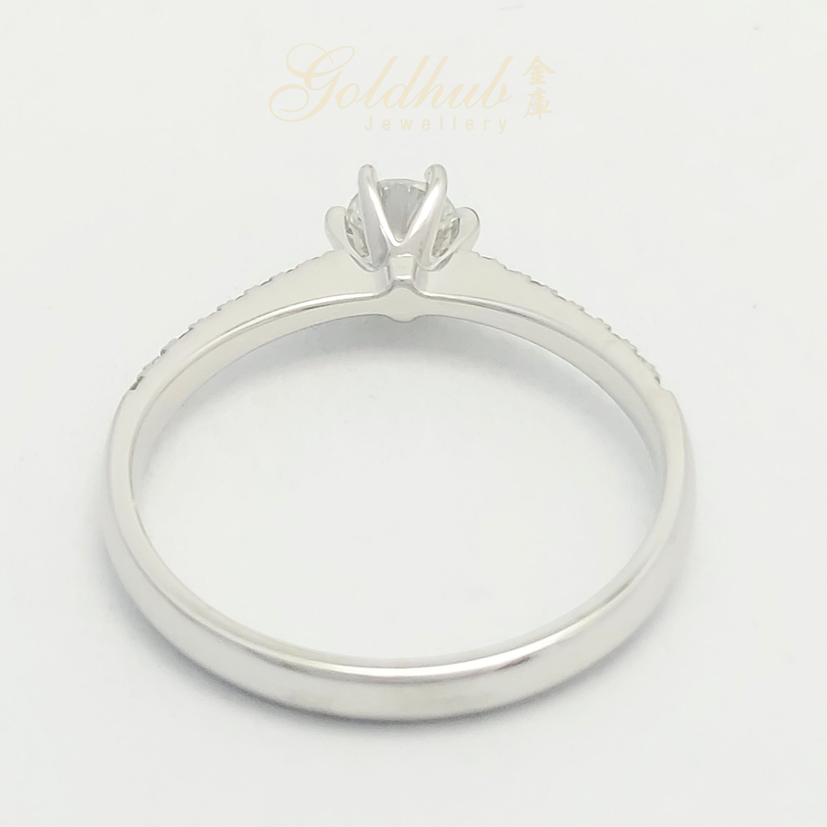 [FURTHER DISCOUNTED] 18k Diamond Ring in White Gold
