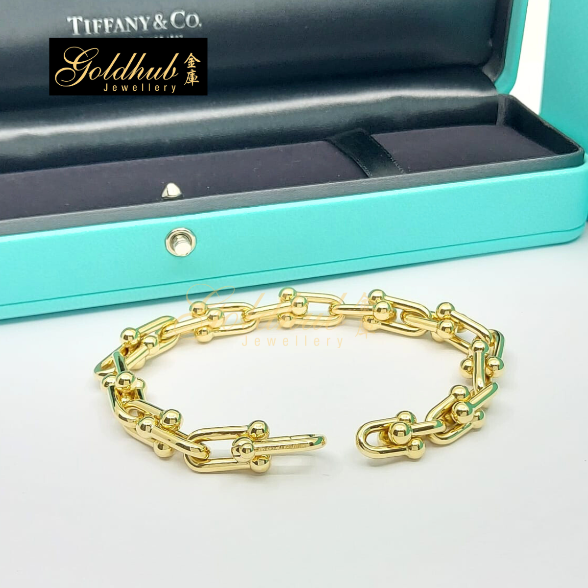 Tiffany HardWear Medium Link Bracelet in Yellow Gold