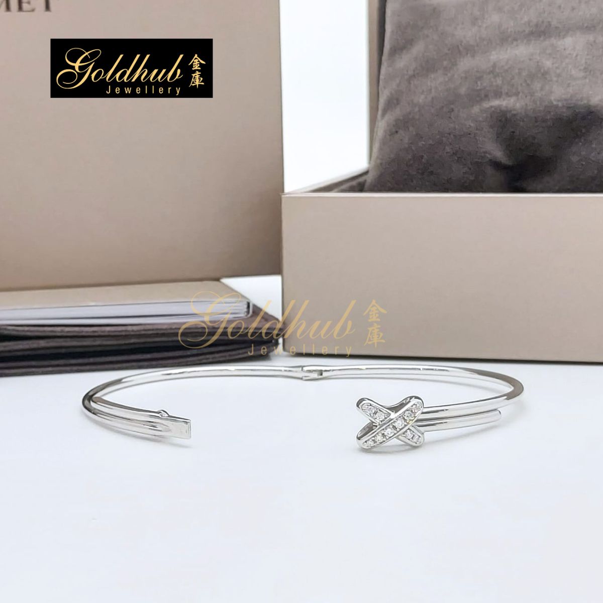 Chaumet Jeux de Liens Bracelet, Diamonds, Bracelet in White Gold, Size 165