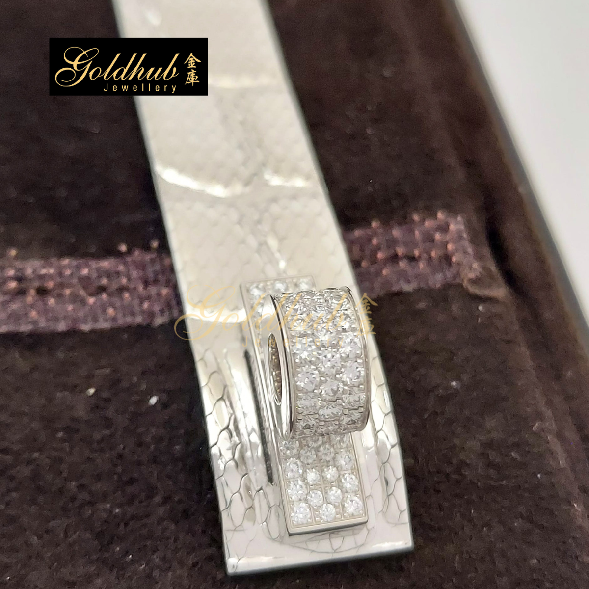 Hermes Kelly Milanaise Diamonds MM Bracelet in White Gold