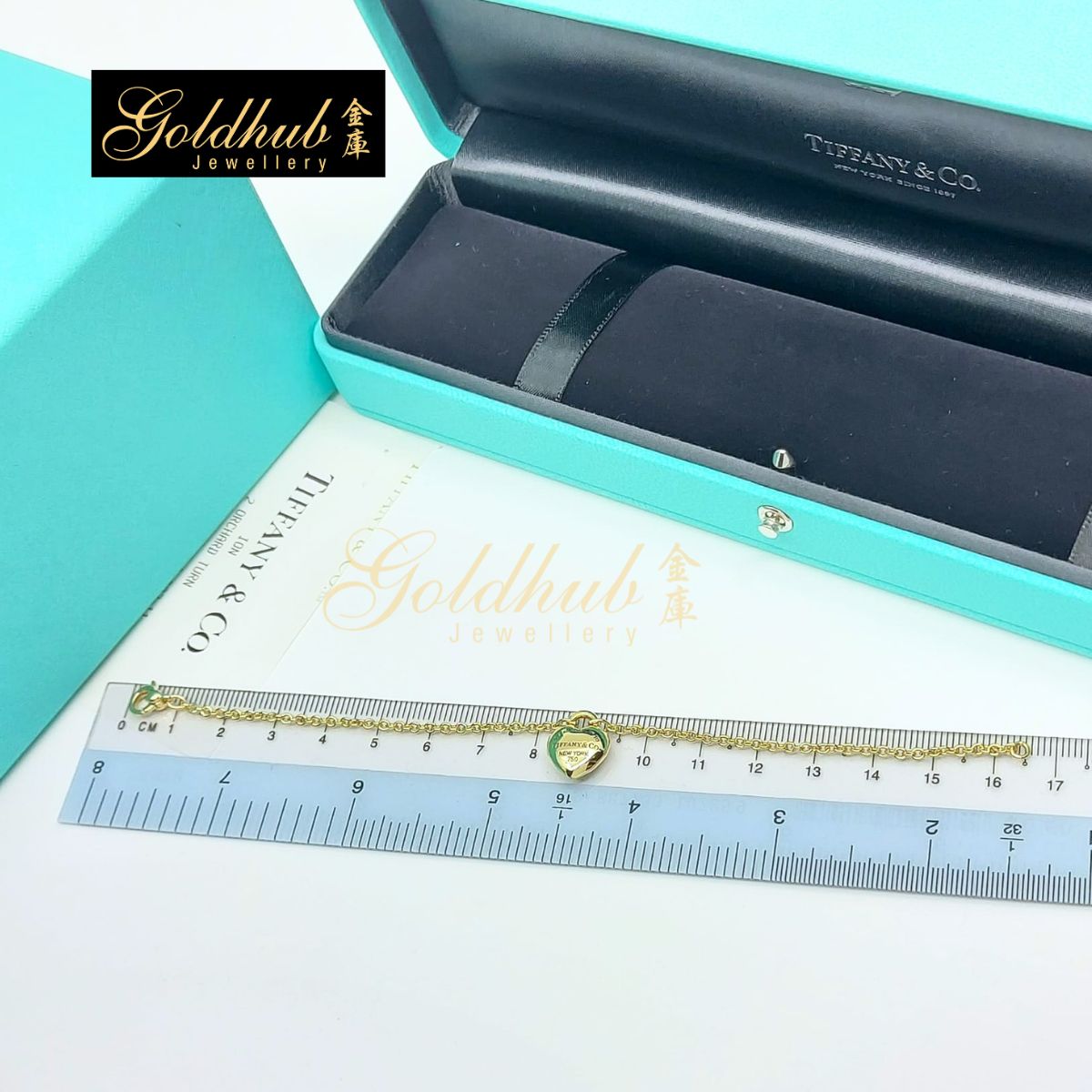 Tiffany & Co Return to Tiffany Full Heart Bracelet in Yellow Gold, Size M